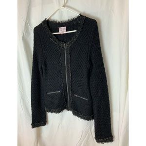 Romeo & Juliet Couture sweater size medium